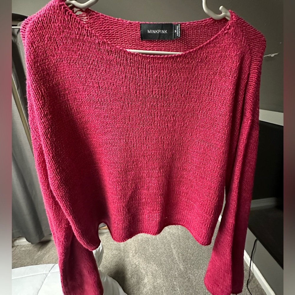 Fushia pink sweater. Size medium